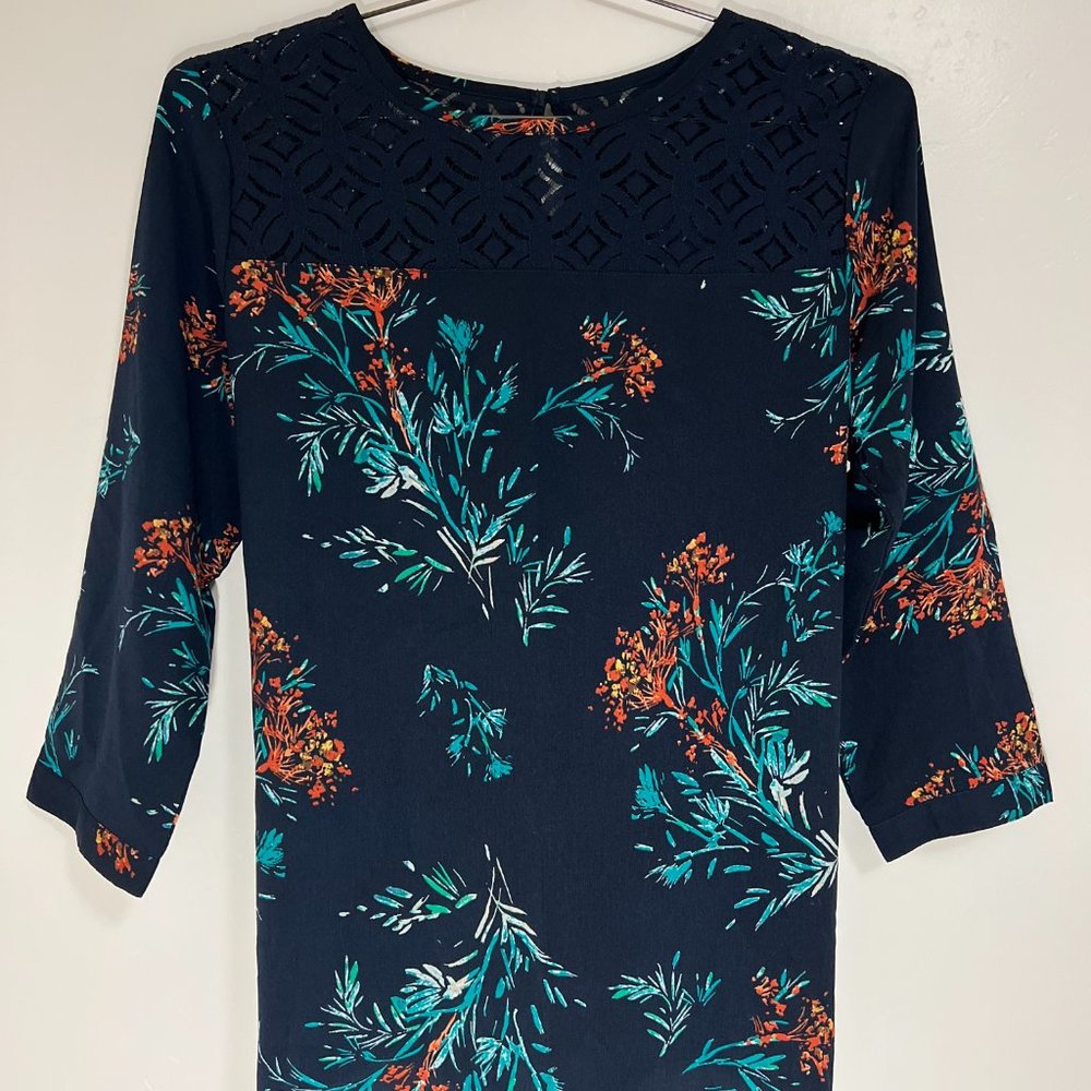 VAN HEUSEN Women's Navy Blue Top Blouse with Floral Print